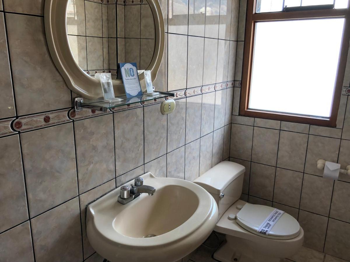 Hotel De Turistas Abancay Екстер'єр фото